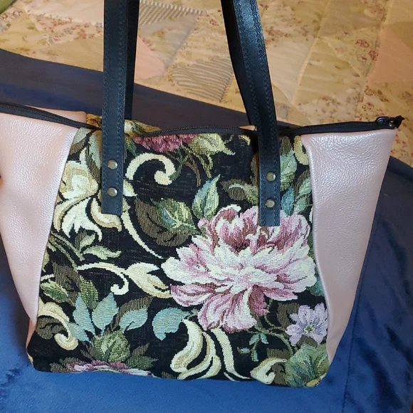 Floral Tapestry Tote Bag, Black and Pink. - Picture 1 of 7